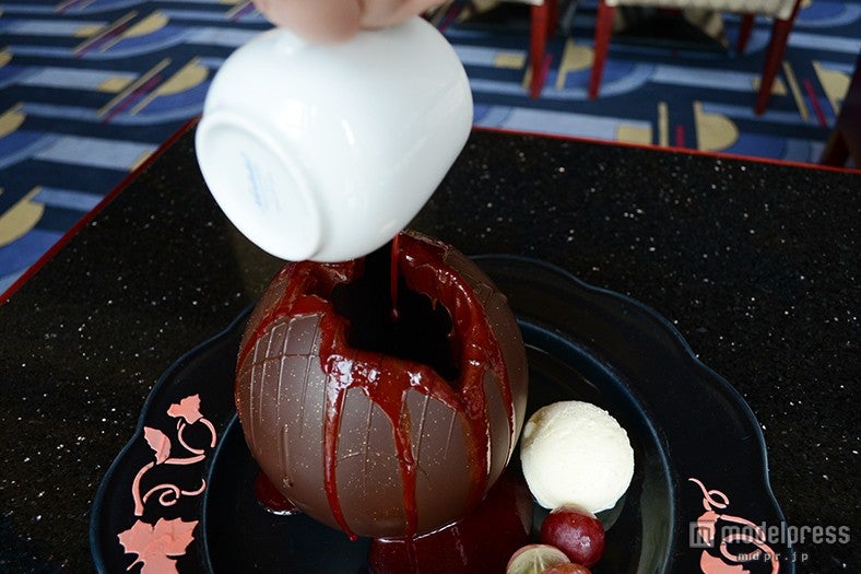 徐々にチョコレートが溶けていく