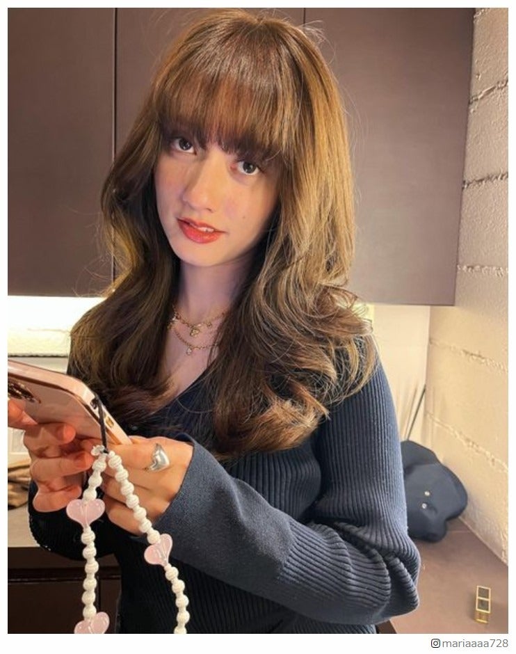 谷まりあ、重めぱっつん前髪で雰囲気ガラリ「可愛い」「お人形さんみたい」の声