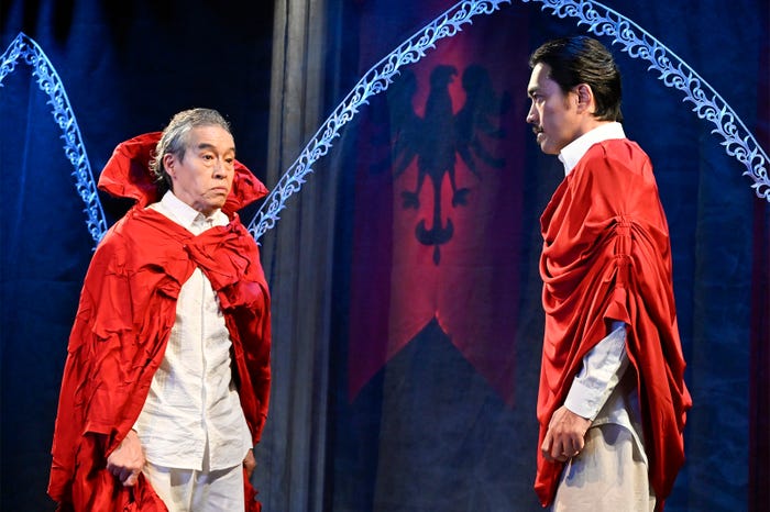 浅野和之、松田慎也「もしもこの世が舞台なら、楽屋はどこにあるのだろう」第8話(C)フジテレビ