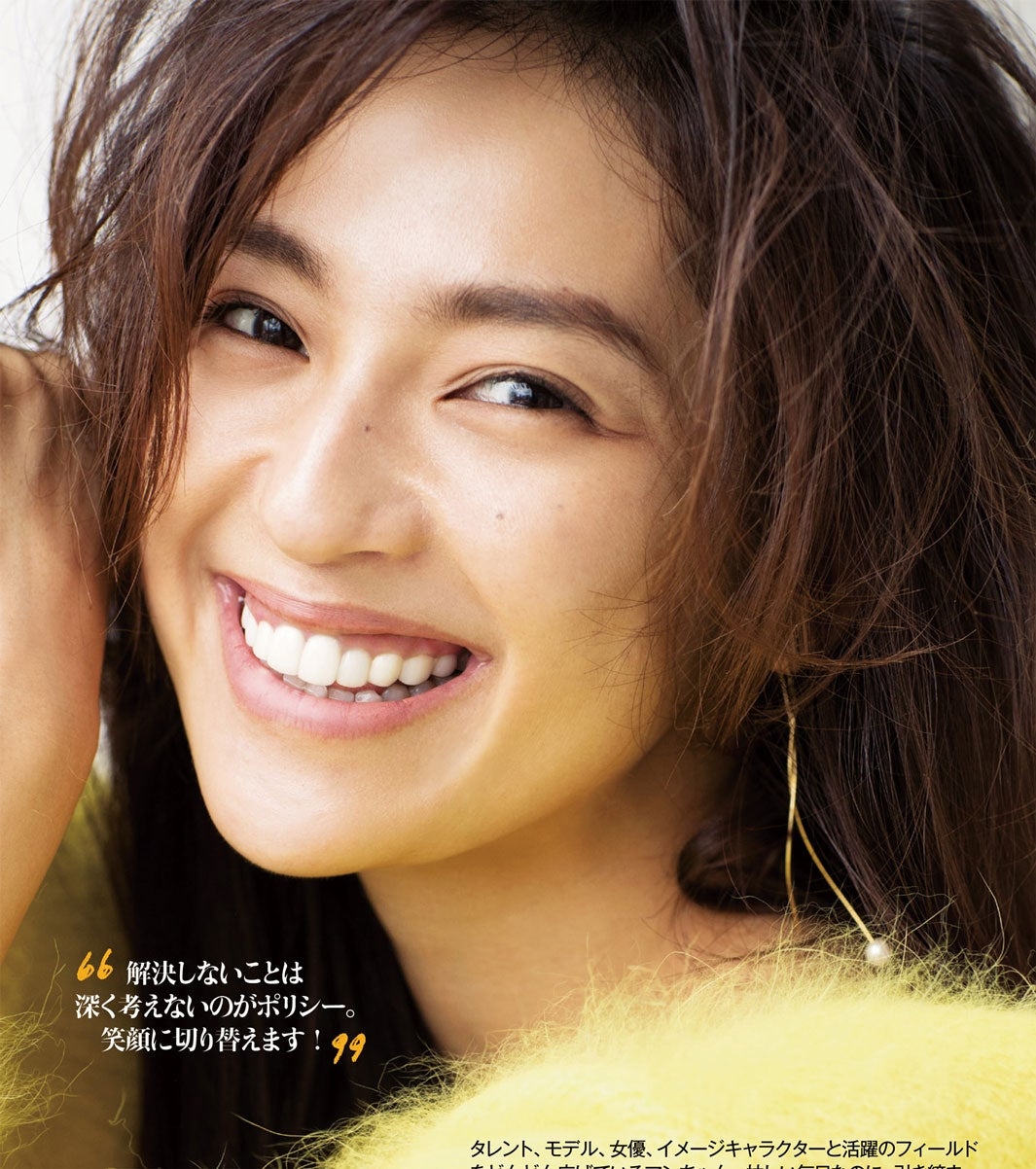 「魅力がすごい！and GIRLモデルズ『君の名は。』」より中村アン（画像提供：エムオン・エンタテインメント）