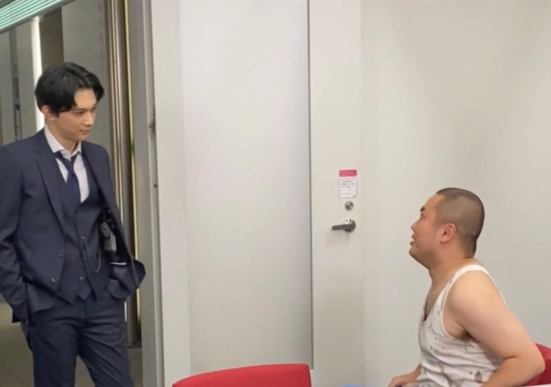 吉沢亮、岡部大（C）日本テレビ