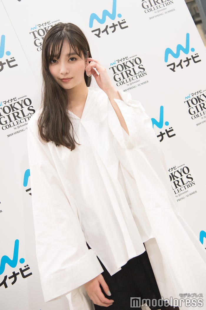 新川優愛 (C)モデルプレス