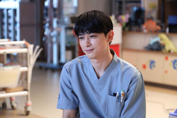 吉沢亮「PICU 小児集中治療室」第9話より(C)フジテレビ