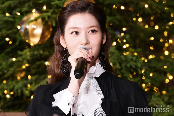 サナ(C)モデルプレス