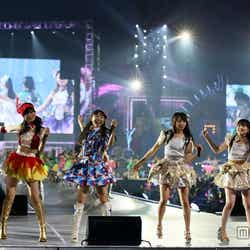 「AKB48 2013 真夏のドームツアー~まだまだ、やらなきゃいけないことがある~」ナゴヤドーム公演2日目より(C)AKS