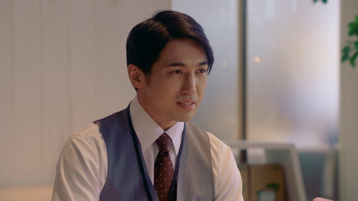 高橋光臣(C)「隣の男はよく食べる」製作委員会