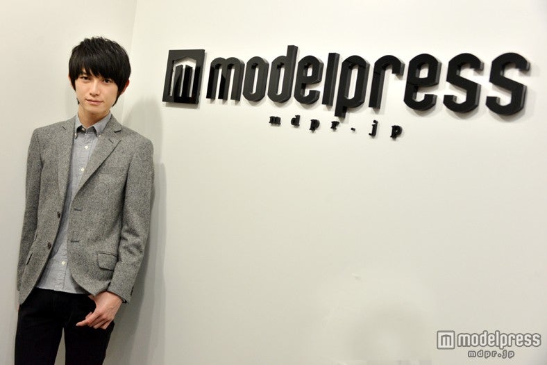 モデルプレスにて、嵐・二宮和也主演ドラマについて語ってくれた本郷奏多