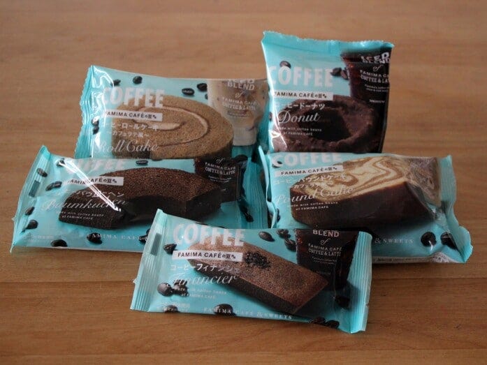 鮮やかなブルーのパッケージがおしゃれ！