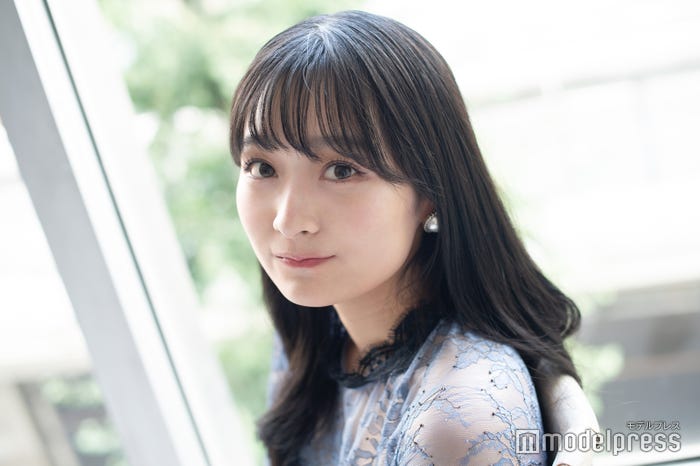 有賀怜香さん(C)モデルプレス