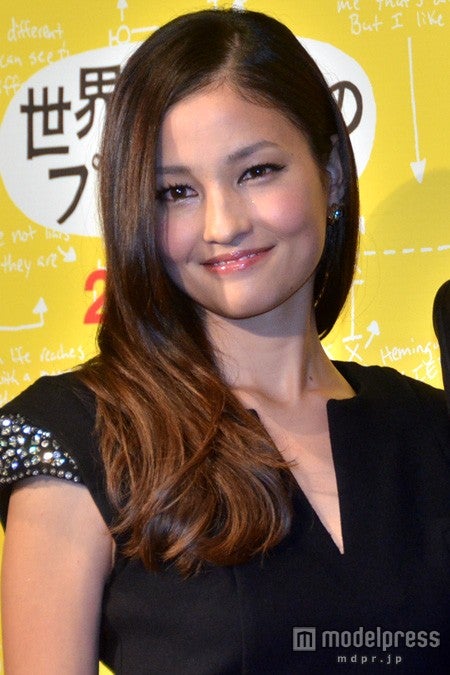 黒木メイサ（C）2012 SLPTWC Films,LLC. All Rights Reserved．配給：ギャガ