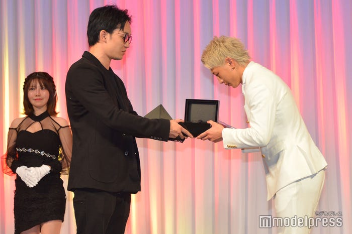 朝倉未来、冨澤大智(C)モデルプレス