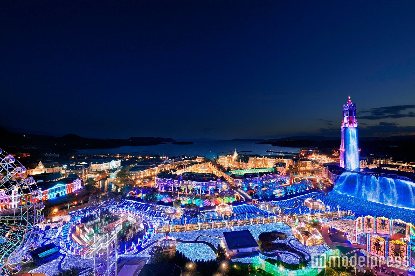 世界最大規模の1300万球イルミがまぶしい！ハウステンボス「光の王国」 炎を吐く龍も迫力満点