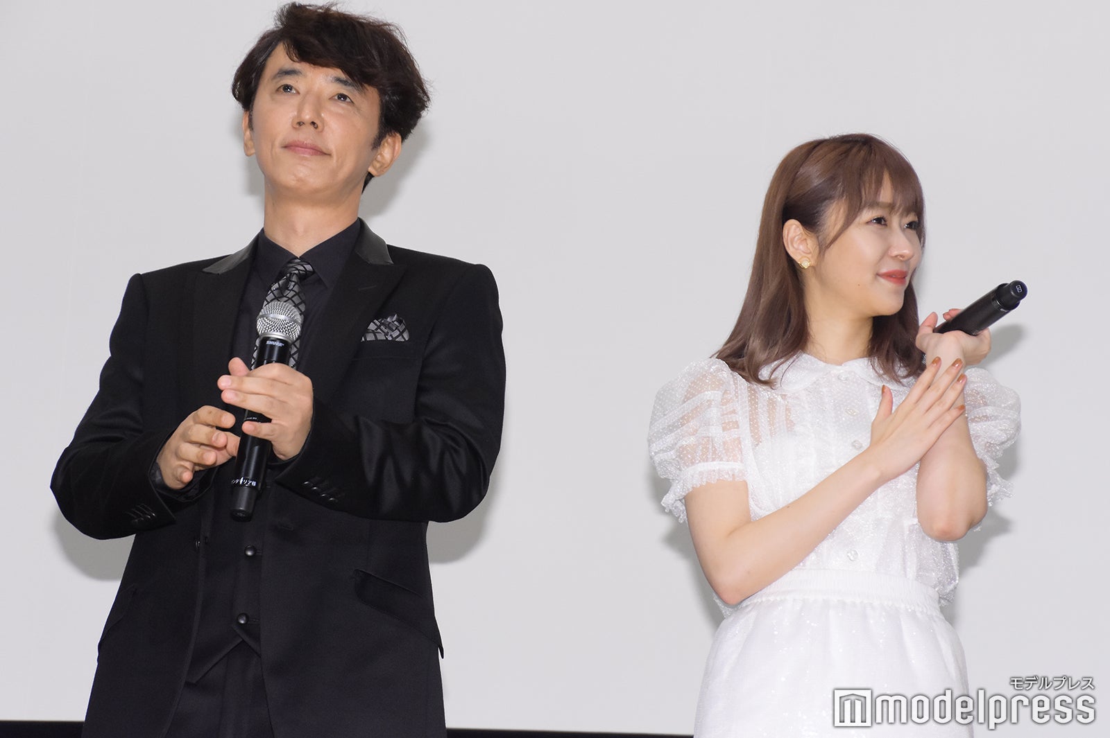 ユースケ・サンタマリア、指原莉乃（C）モデルプレス