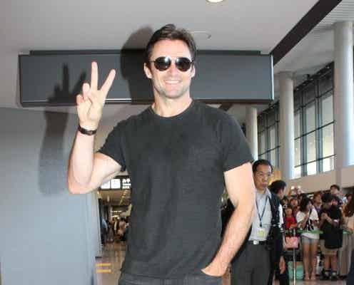 ヒュー・ジャックマン、『ウルヴァリン:SAMURAI』PRのため成田空港に到着