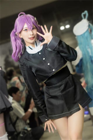平日は20人を率いるアートディレクター、週末はアイドル・モデル・コスプレイヤー「今はコスプレが一番熱いです」