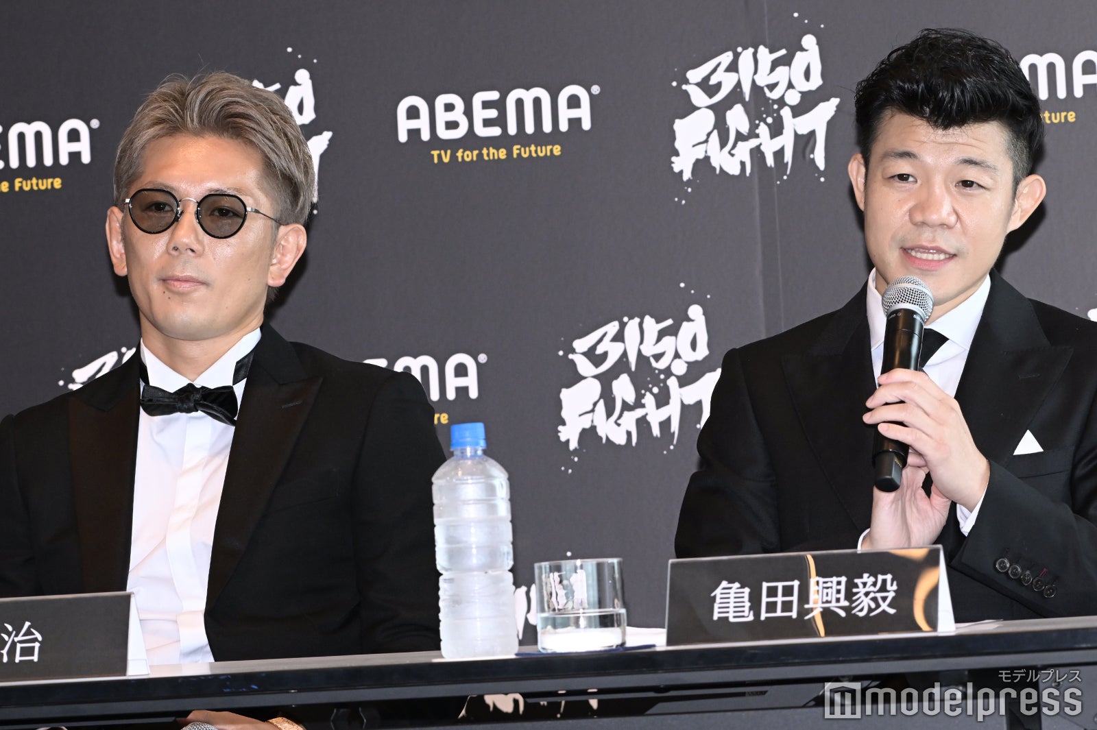 皇治、亀田興毅 （C）モデルプレス