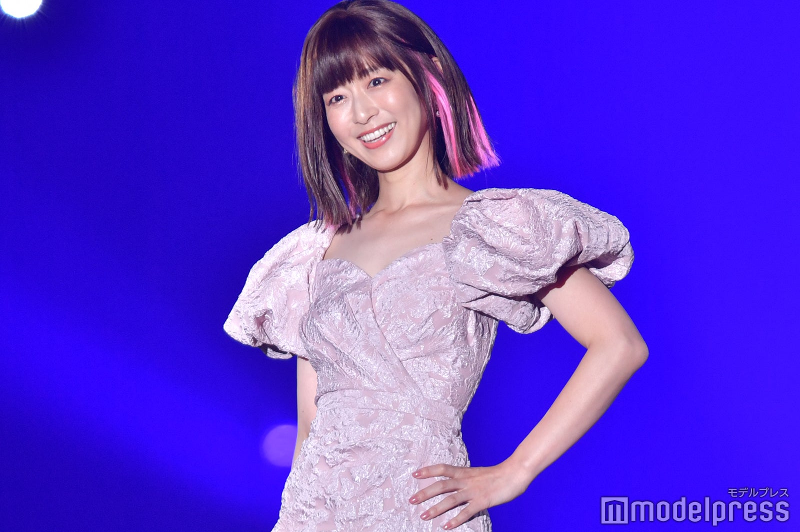 FBS伊藤舞アナ「TGC 北九州」で2年連続ランウェイ 韓国風ヘアスタイル披露＜TGC 北九州 2023＞