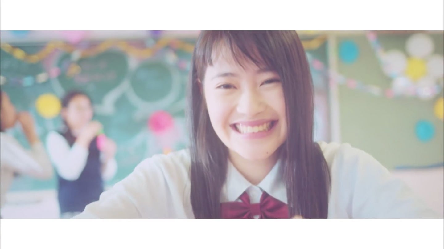 小川あん／井上苑子「だいすき。」MVより（画像提供：所属事務所）