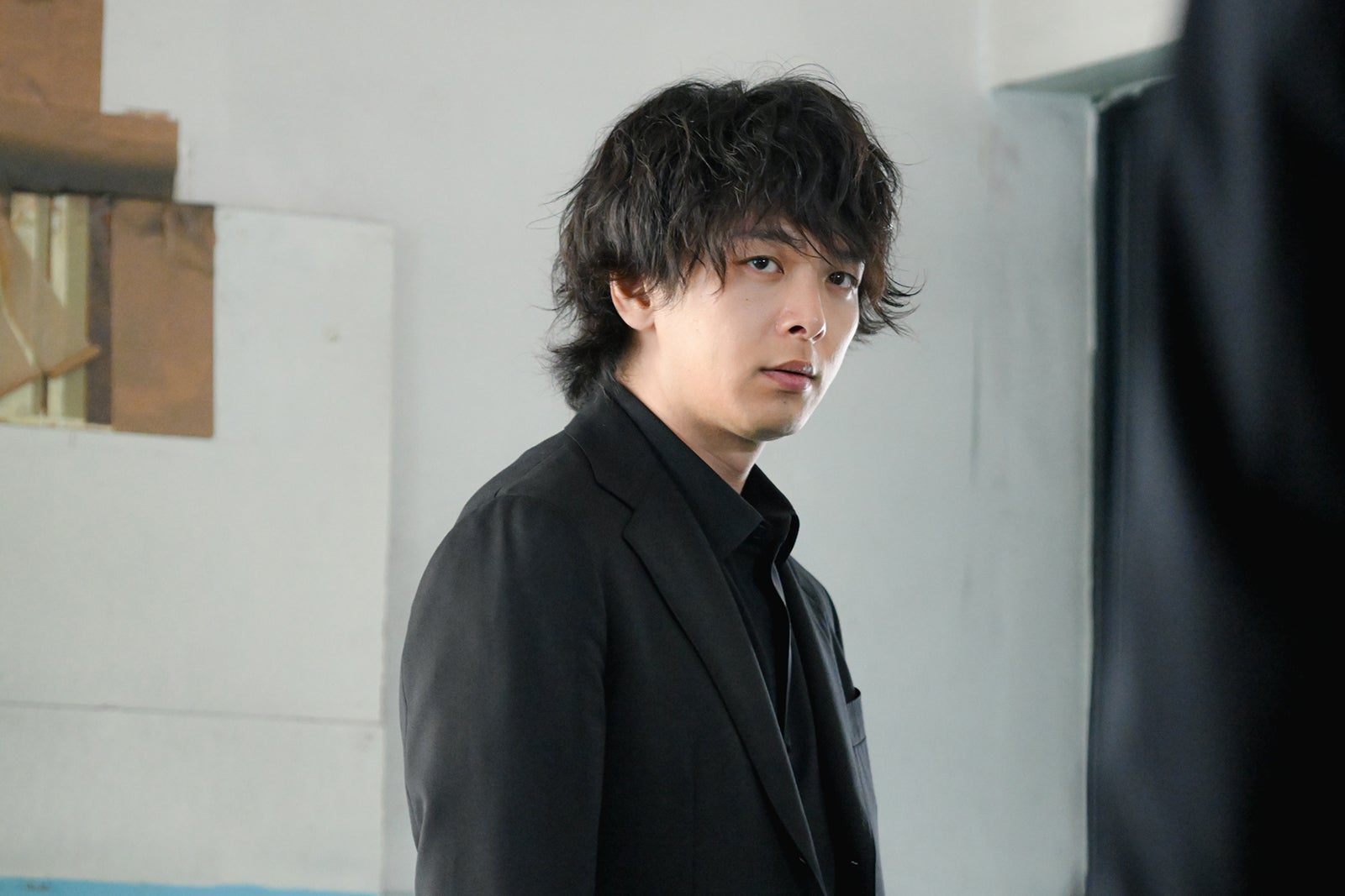 中村倫也「DOPE 麻薬取締部特捜課」第5話（C）TBS