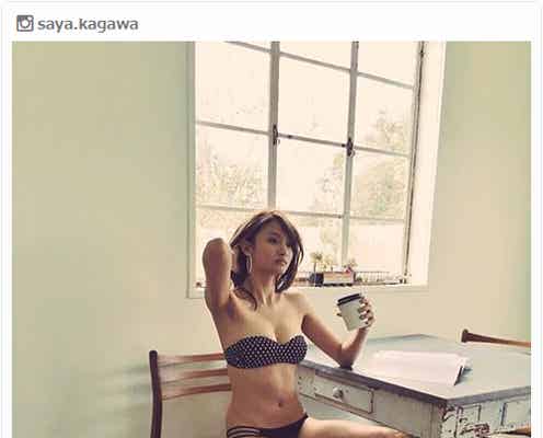 “驚異の10頭身”香川沙耶、ビキニで“完璧ボディ”披露 ファンから「セクシーさ全開」の声