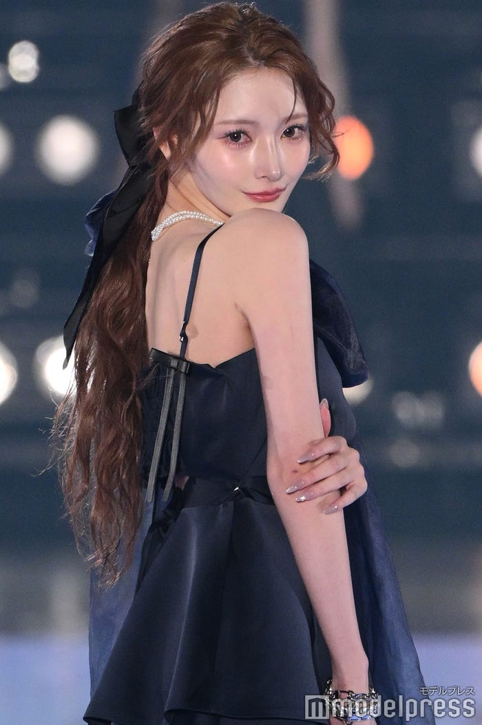 まみ(C)モデルプレス