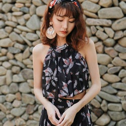 胸がないのがイヤ 小胸さんでもコンプレックスを気にせず楽しめる 水着選びのコツ 4つ モデルプレス