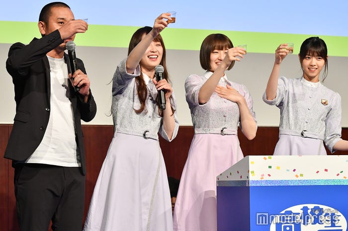 大悟、高山一実、中田花奈、西野七瀬がセンブリ茶罰ゲーム (C)モデルプレス