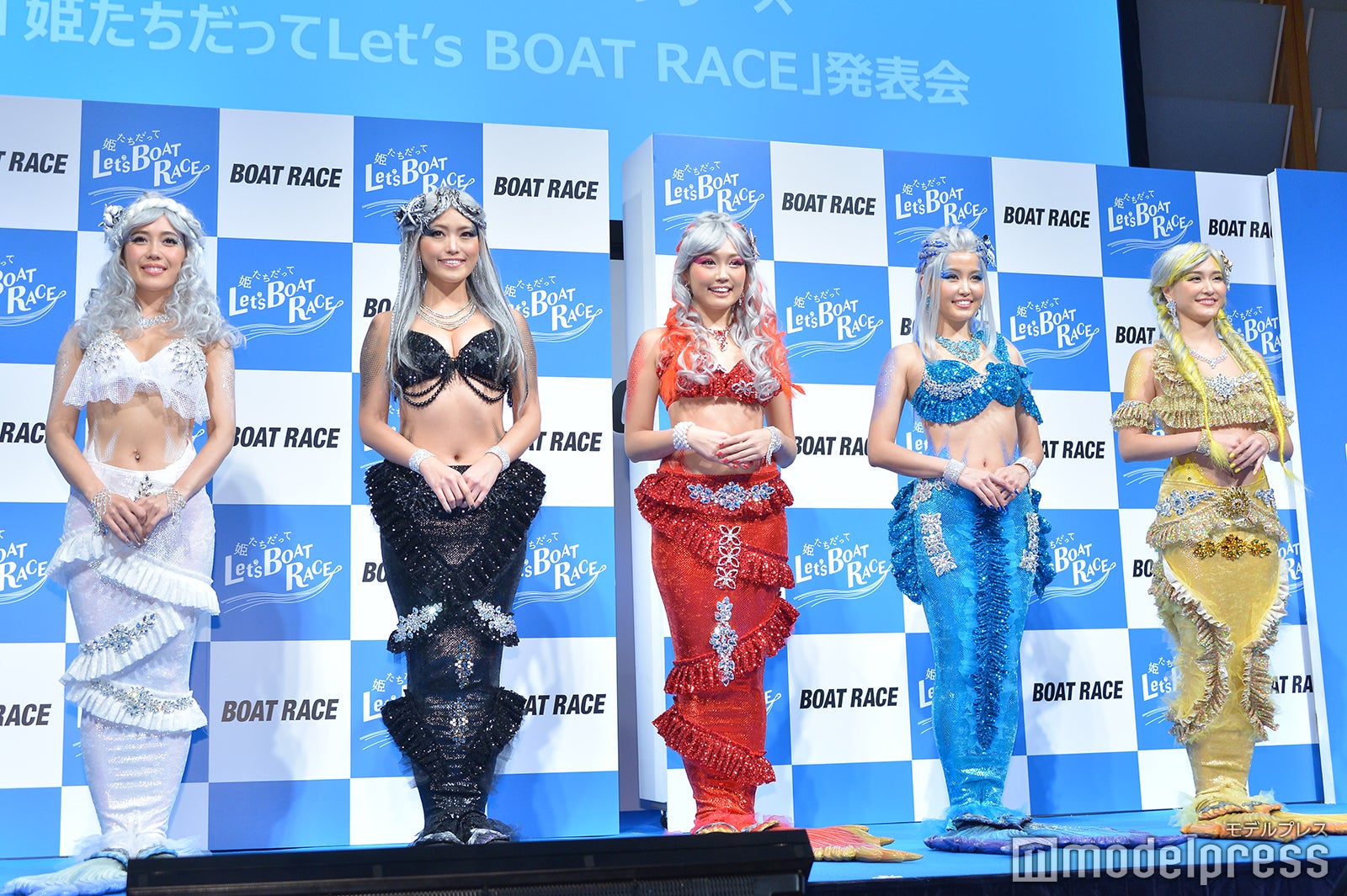 CYBERJAPAN DANCERS、セクシーな“人魚姫”に変身　田中圭も興味津々「ちゃんと鱗がある」