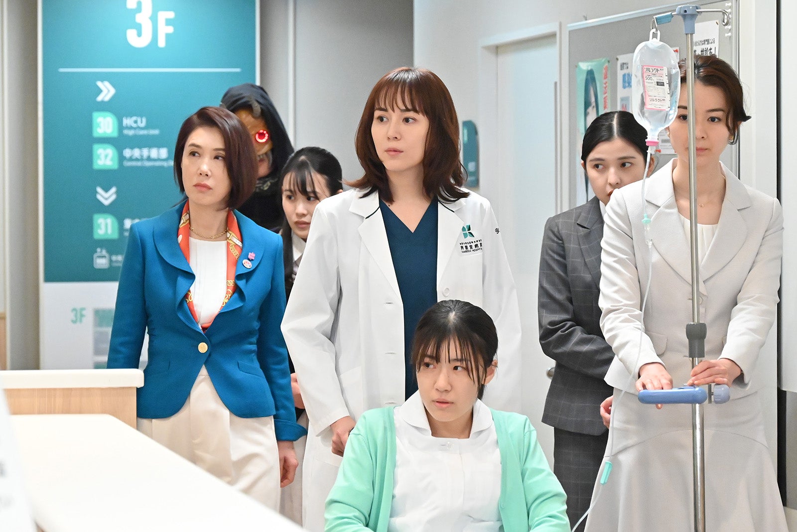筒井真理子、比嘉愛未、呉城久美ら／「大病院占拠」第3話（C）日本テレビ