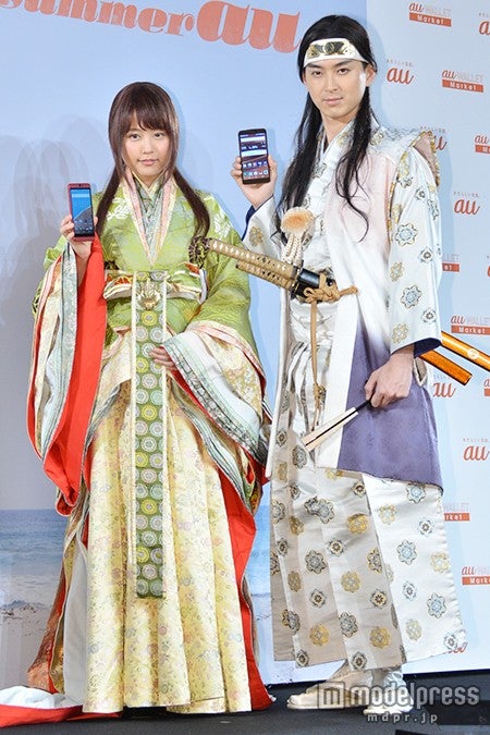 （左から）有村架純、松田翔太