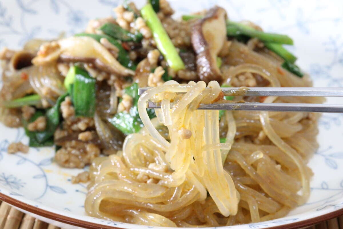 ダイソー　つるもち春雨　太さ