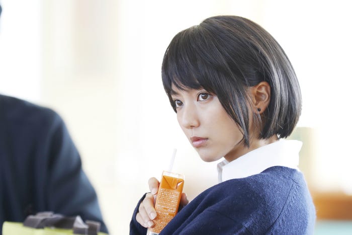 真野恵里菜(C)2017映画「覆面系ノイズ」製作委員会