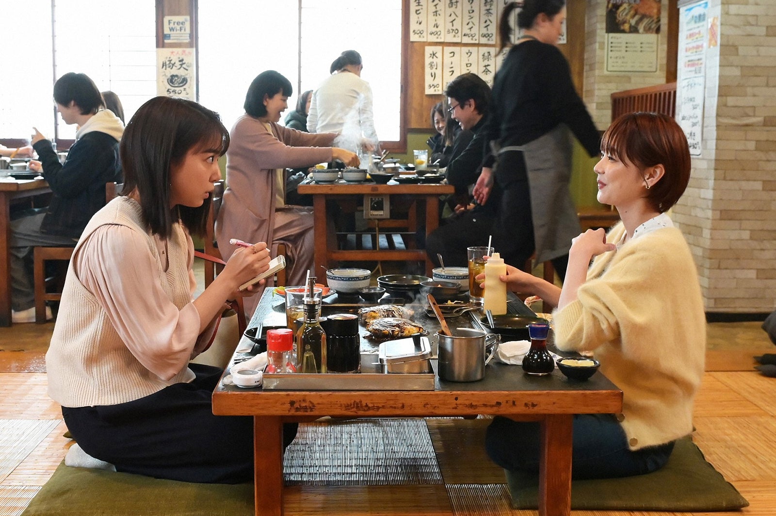 上白石萌音、倉科カナ「オー！マイ・ボス！恋は別冊で」第5話より（C）TBS