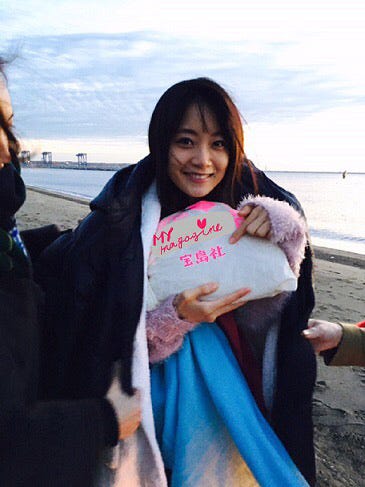 深川麻衣/オフショットより(画像提供:所属事務所)