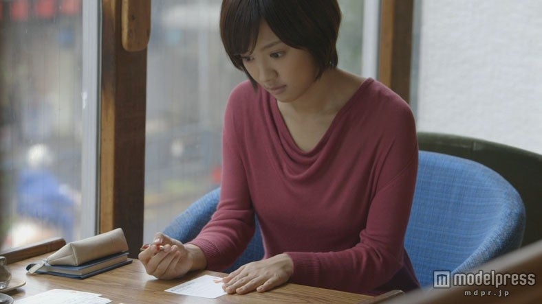 夏菜／「平成25年用年賀はがき」新CM「出したい人は誰ですか。」篇より