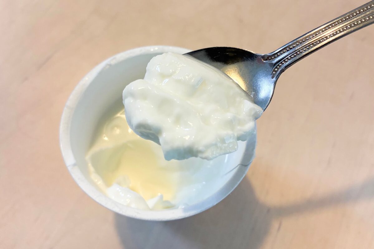 ヨーグルト、“食べる時間帯”を意識するだけで驚きの効果が… 肌のハリやシワなど老化対策にも