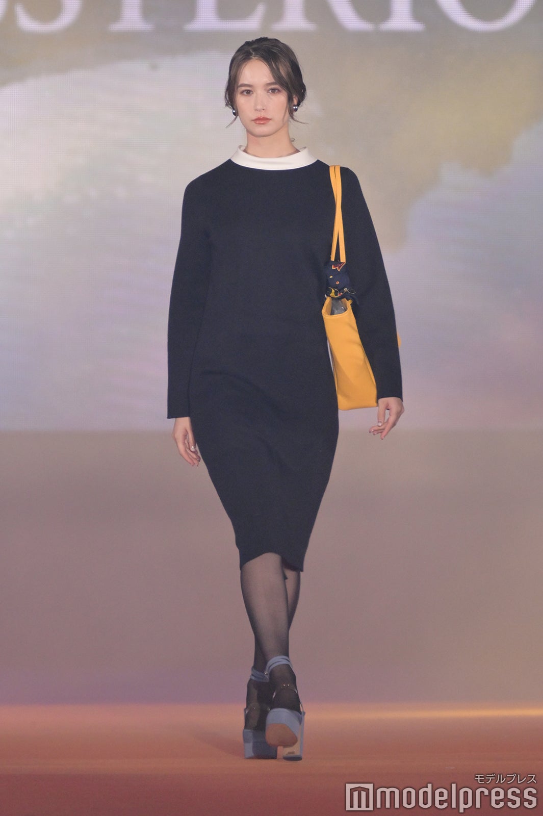 （C）モデルプレス