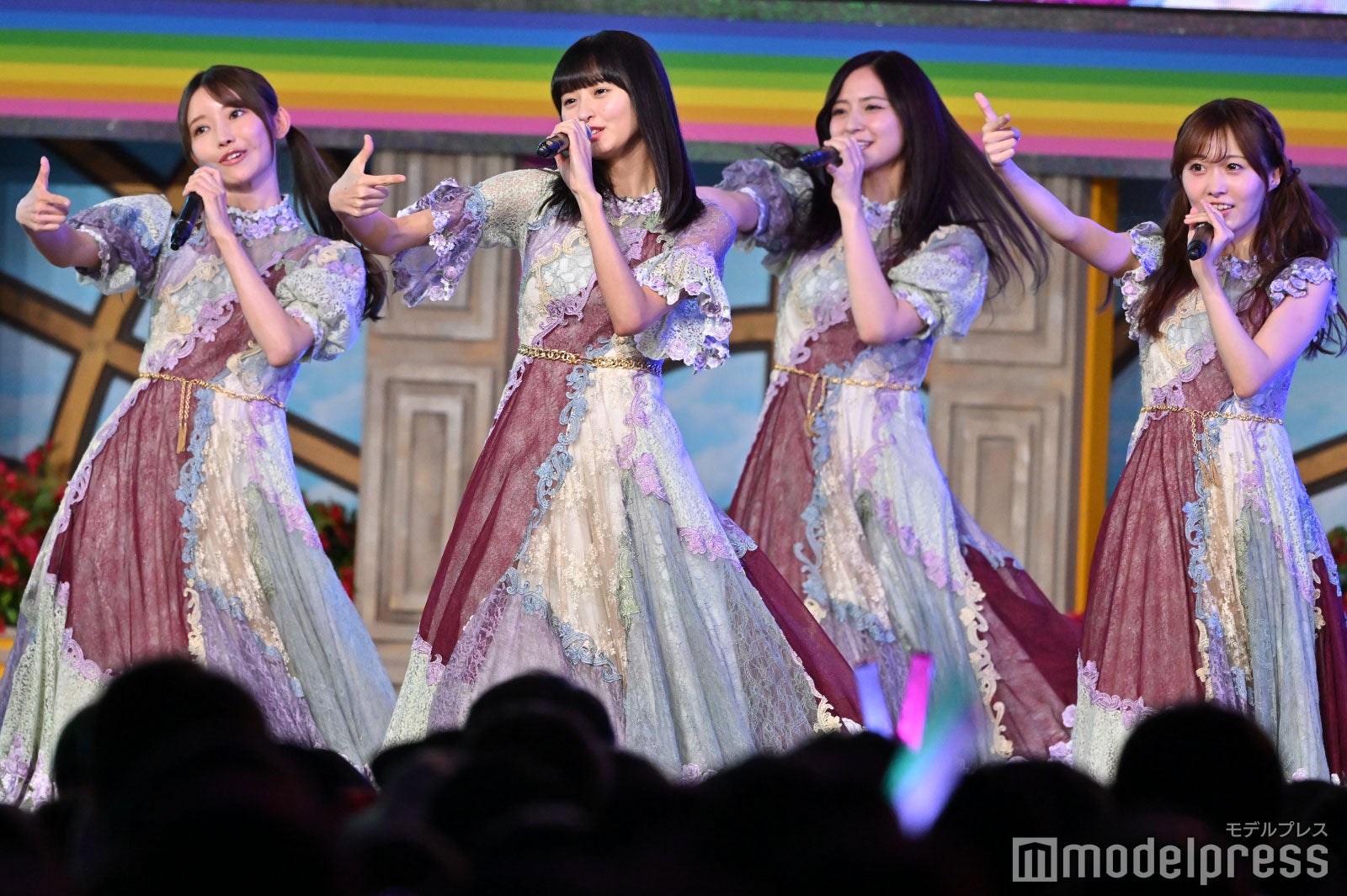 乃木坂46（C）モデルプレス