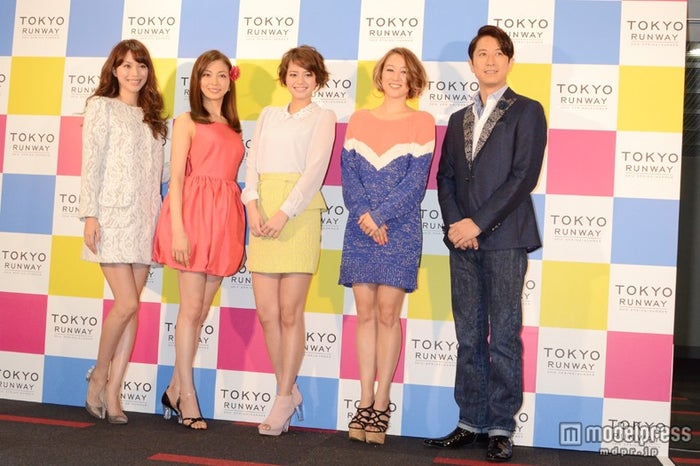 「東京ランウェイ2013 SPRING/SUMMER」開催前記者会見(左から:蛯原友里、押切もえ、岸本セシル、SHELLY、谷原章介)