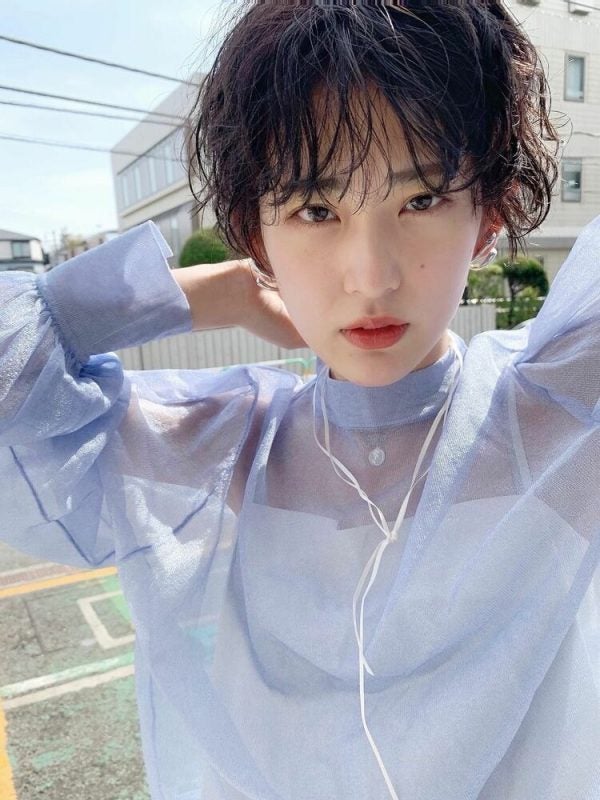 30代に似合う大人の黒髪ショート集 女性の魅力が上がる人気のおすすめスタイル モデルプレス 30代に似合う大人の黒髪ショート集 女性の魅力が上がる人気のおすすめスタイル モデルプレス