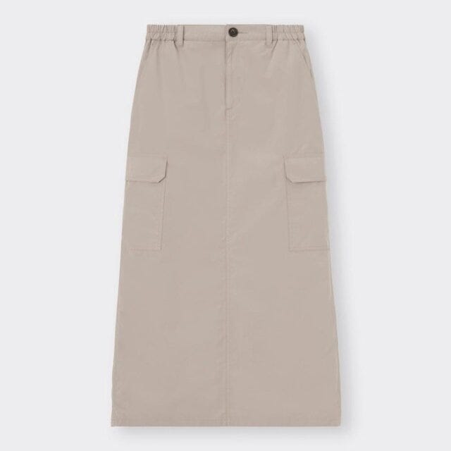 GU　高見えスカート　上品コーデ　カーゴロングスカート