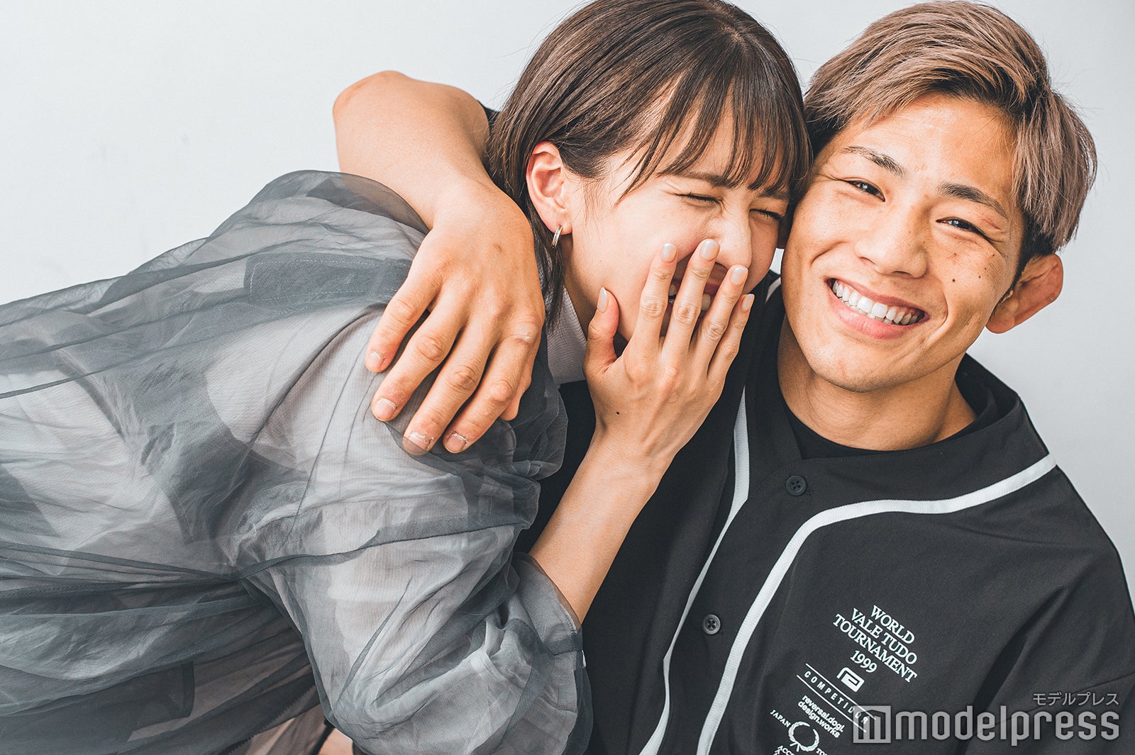 伊藤盛一郎選手、菅原美優選手（C）モデルプレス