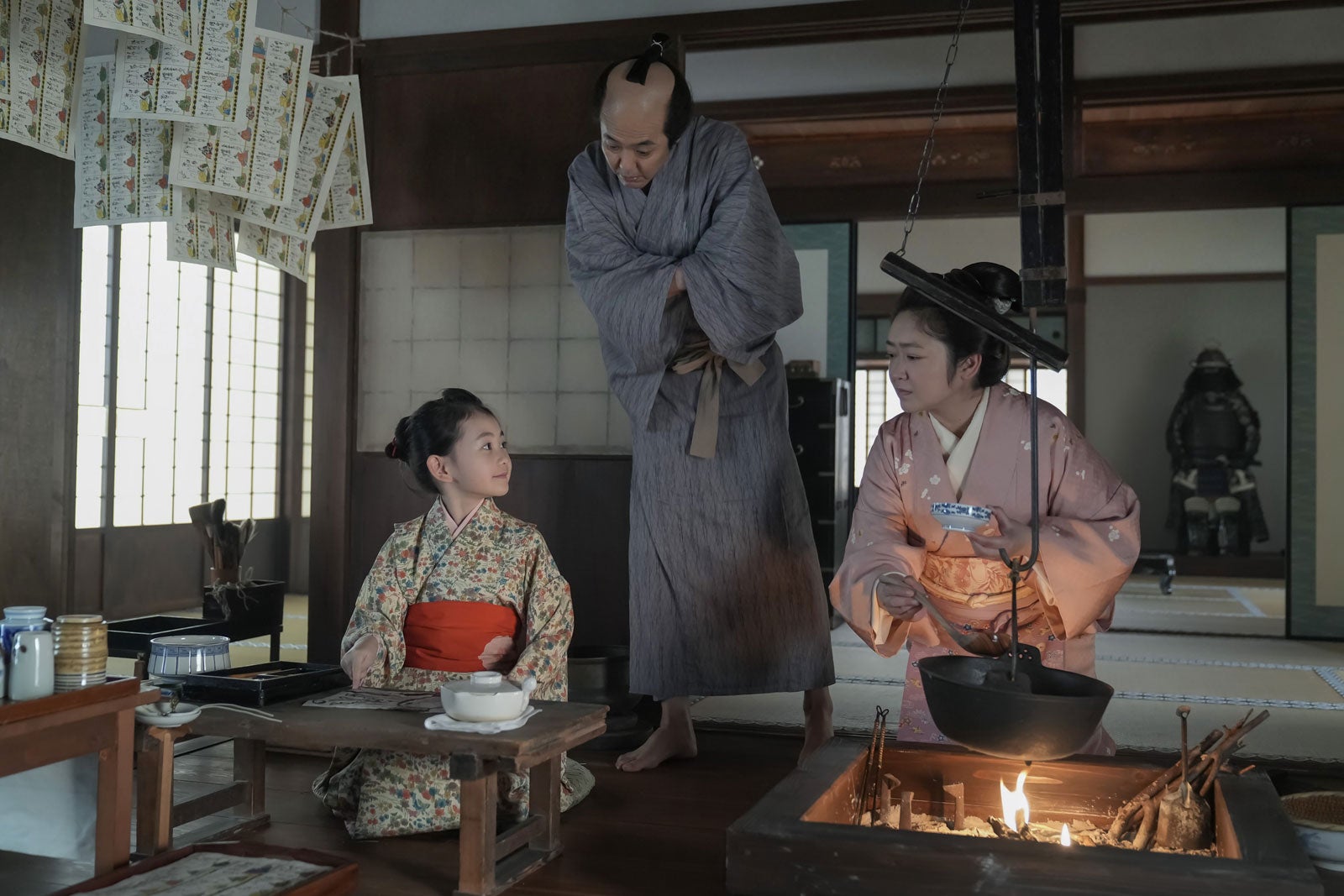 福地美晴、岡部たかし、池脇千鶴「ばけばけ」第1話（C）NHK