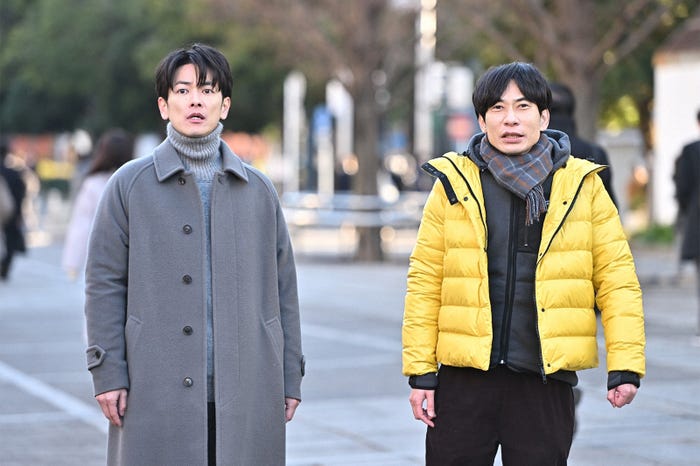 佐藤健、板尾創路/ 「100万回 言えばよかった」第6話より(C)TBS