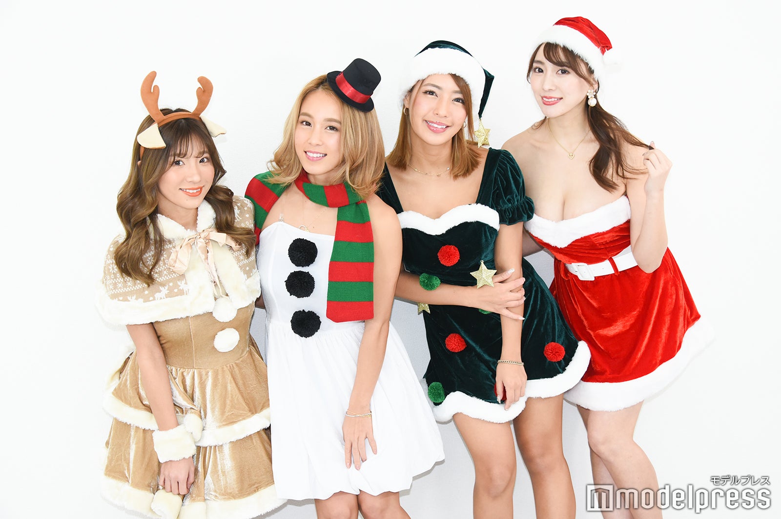 葉月あや、犬童美乃梨、橋本梨菜、森咲智美（C）モデルプレス