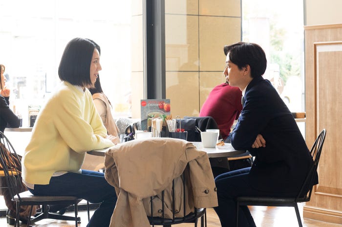 松下奈緒、中村海人「夫に間違いありません」第1話(C)カンテレ・フジテレビ