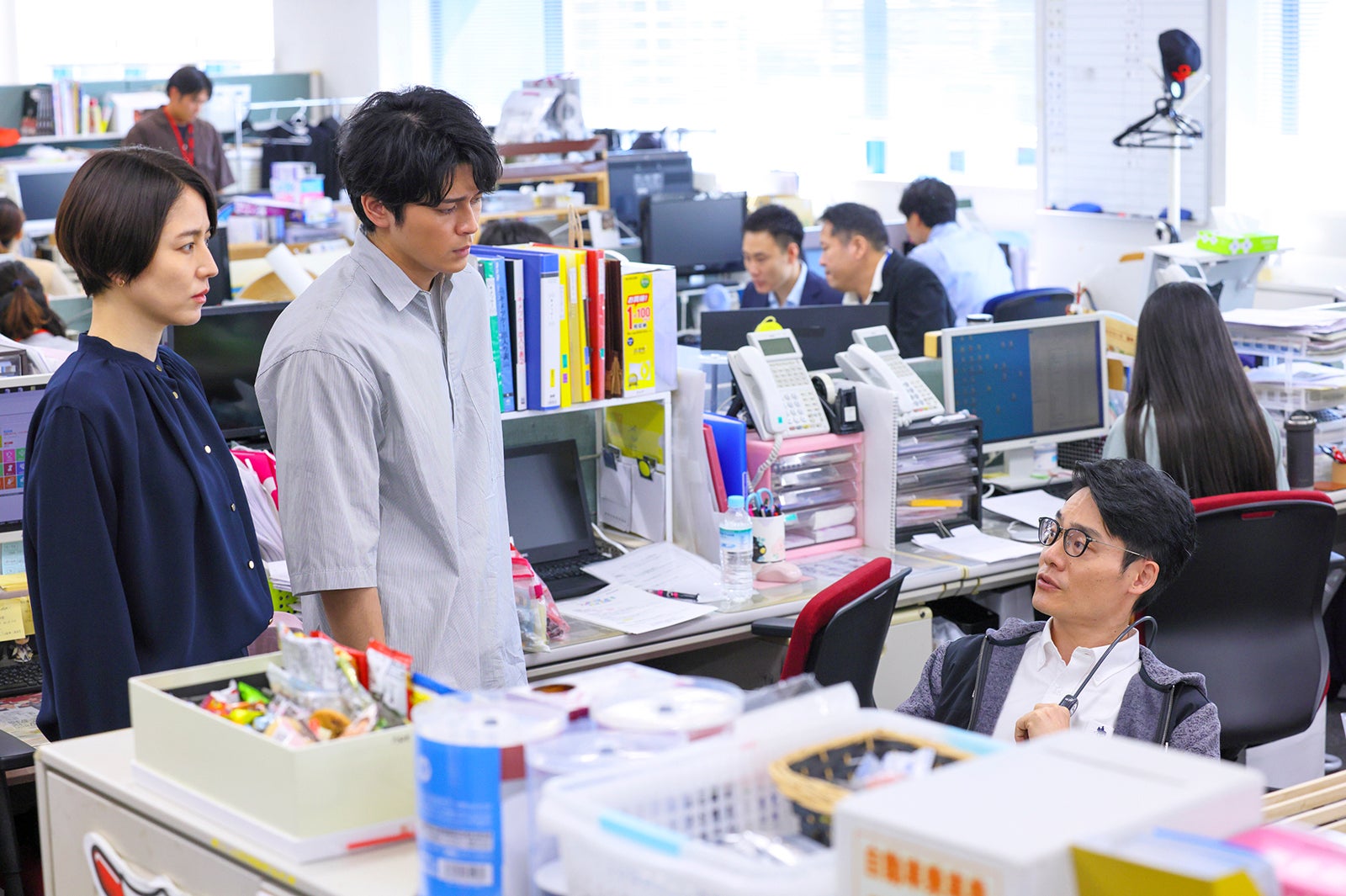 長澤まさみ、眞栄田郷敦／「エルピス―希望、あるいは災い―」第3話より（C）カンテレ