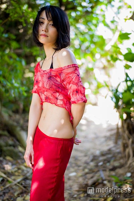 遠藤久美子/「週刊プレイボーイ」4月13日号(集英社、2015年3月30日発売)より(画像提供:集英社)