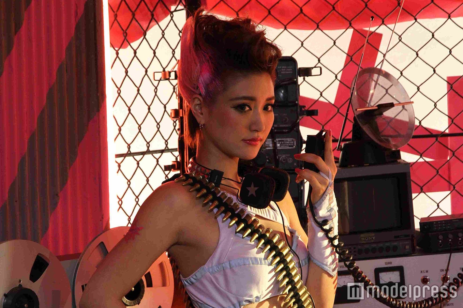 CYBERJAPAN DANCERS・KANA