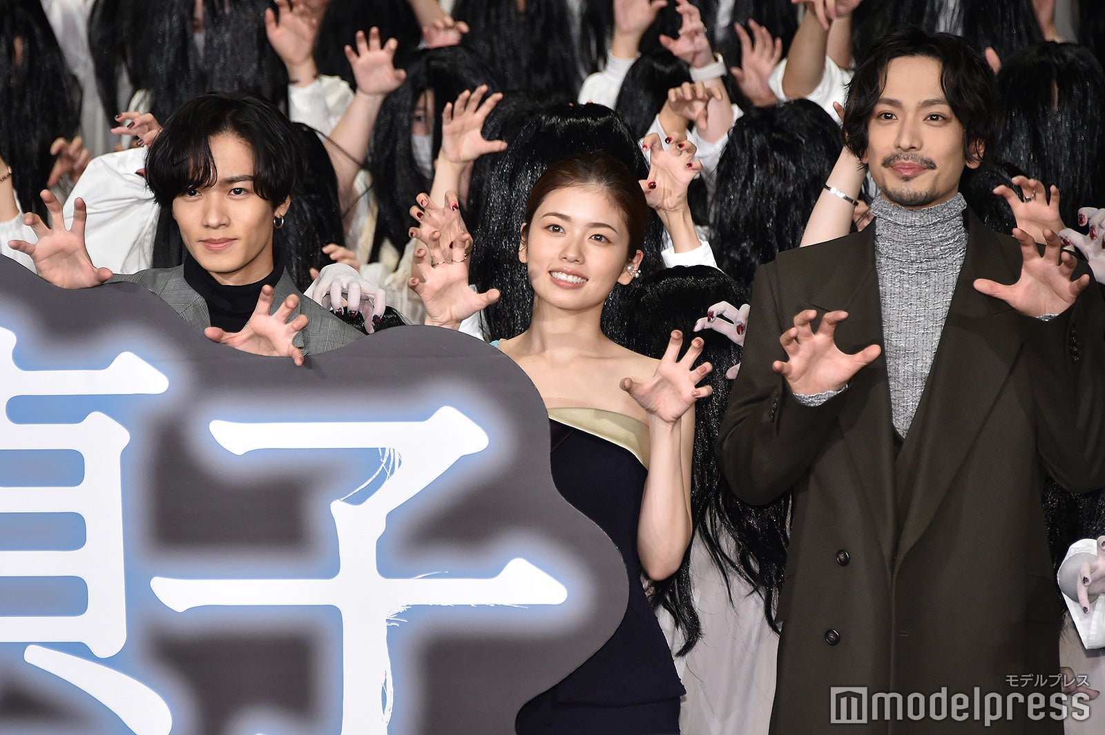 川村壱馬、小芝風花、黒羽麻璃央（C）モデルプレス